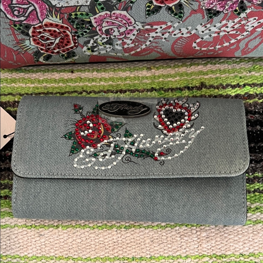 #1025+ Ed Hardy Pink and Gray Skull Tote Bag & Wallet - Picture 3 of 13